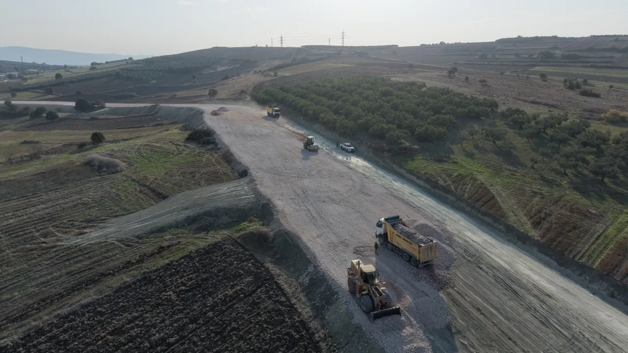 Bursa'da 3 Mahalleyi Birbirine Bağlayacak Yeni Yol! 1,5 Kilometre Uzunluğunda Olacak (5)