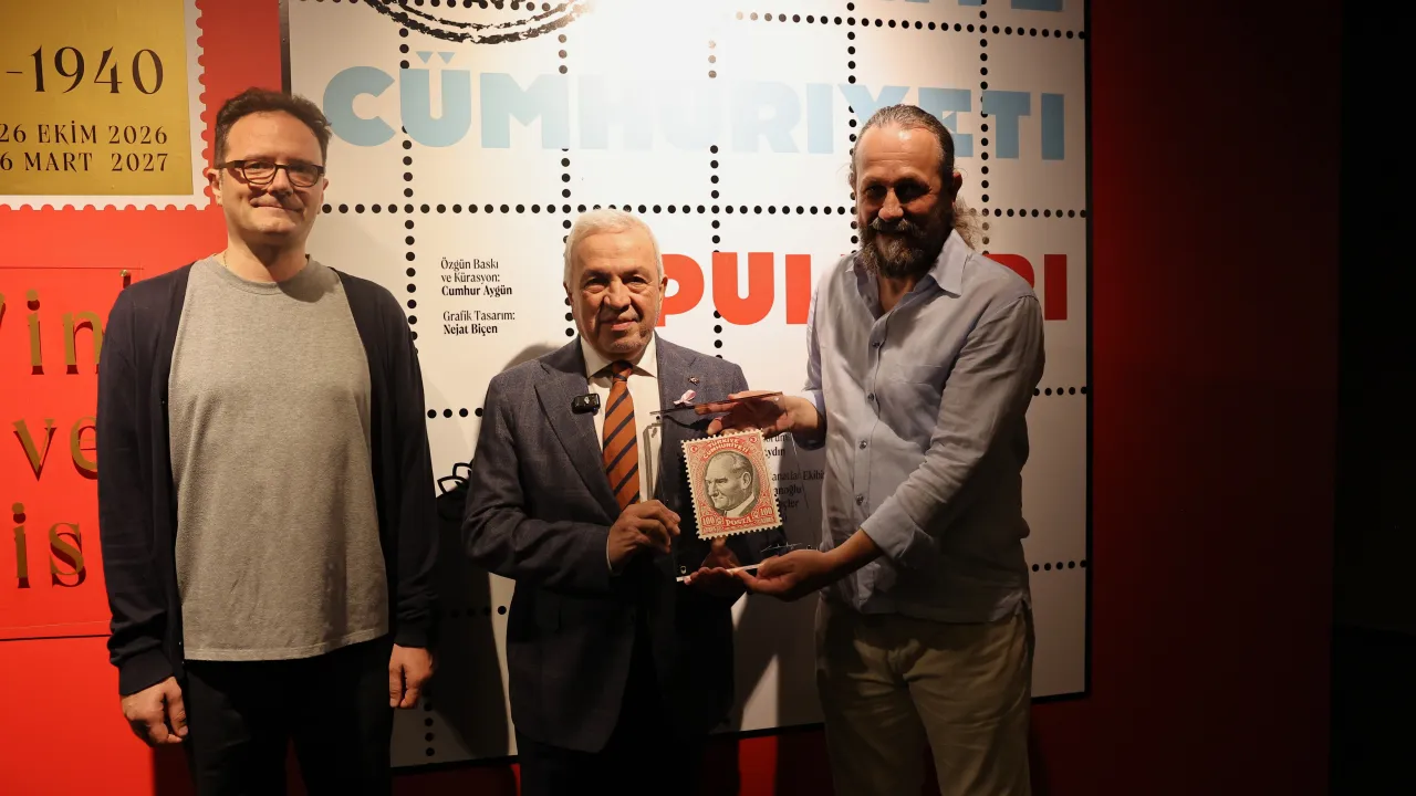 Bursa'da 50 Ülkenin Ilk Posta Pulları Sergileniyor! Cumhuriyet Tarihine Yolculuk (2)