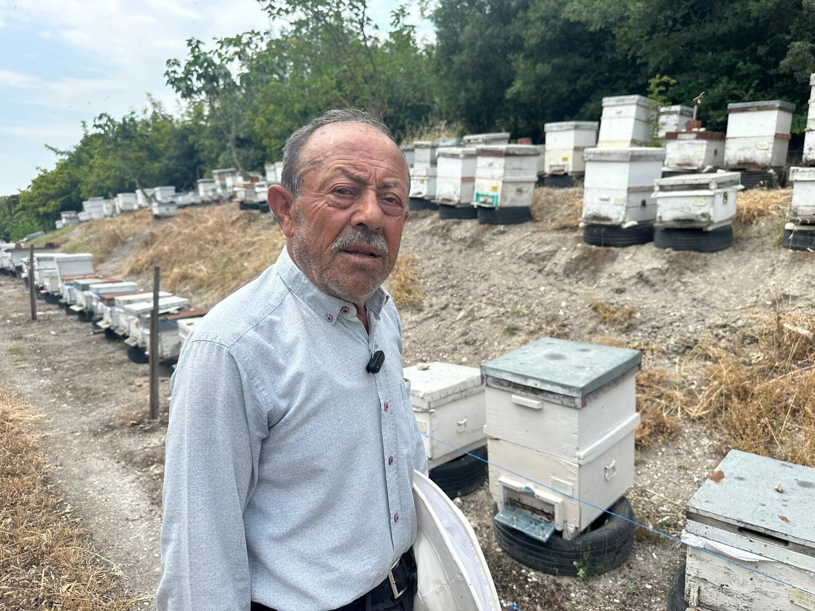 Bursa'da 75 Yaşındaki Emekli Başgardiyan, Ürettiği Balı 20 Yıldır Avrupa’ya Gönderiyor (1)