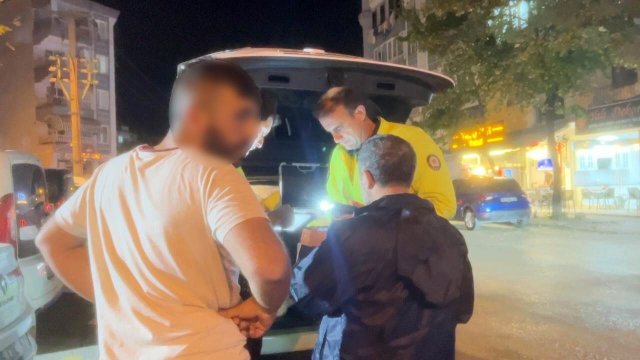 Bursa'da Alkollü Sürücü Mahalleyi Ayağa Kaldırdı! (3)