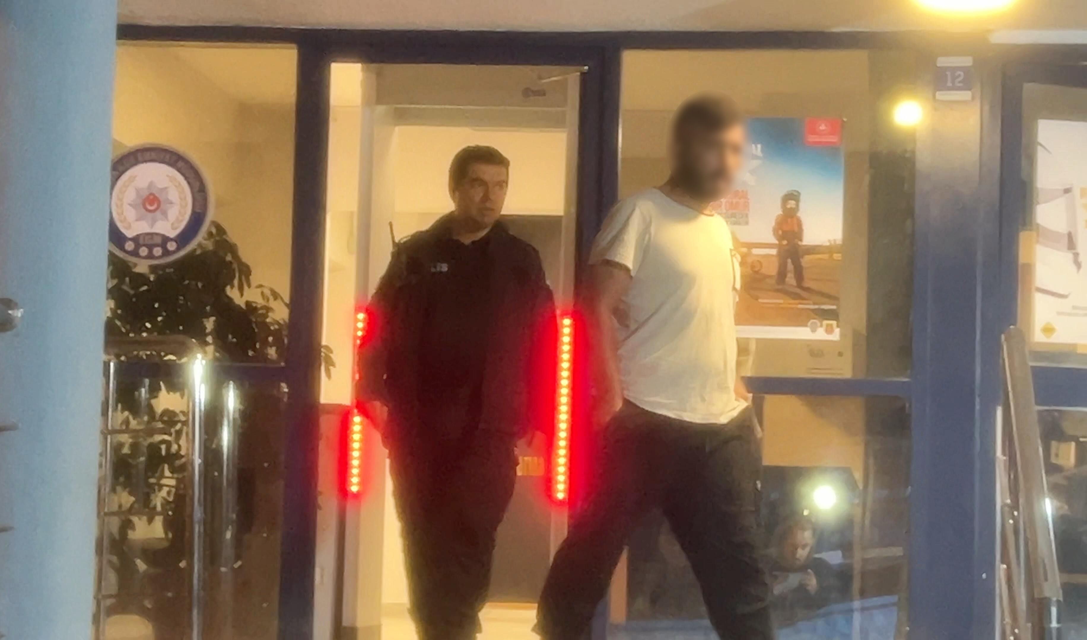 Bursa'da Alkollü Sürücü Mahalleyi Ayağa Kaldırdı! Ds