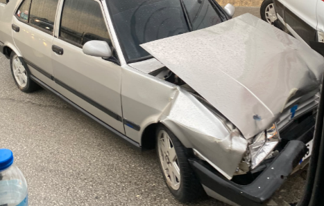 Bursa'da Ambulans Ile Otomobil Çarpıştı