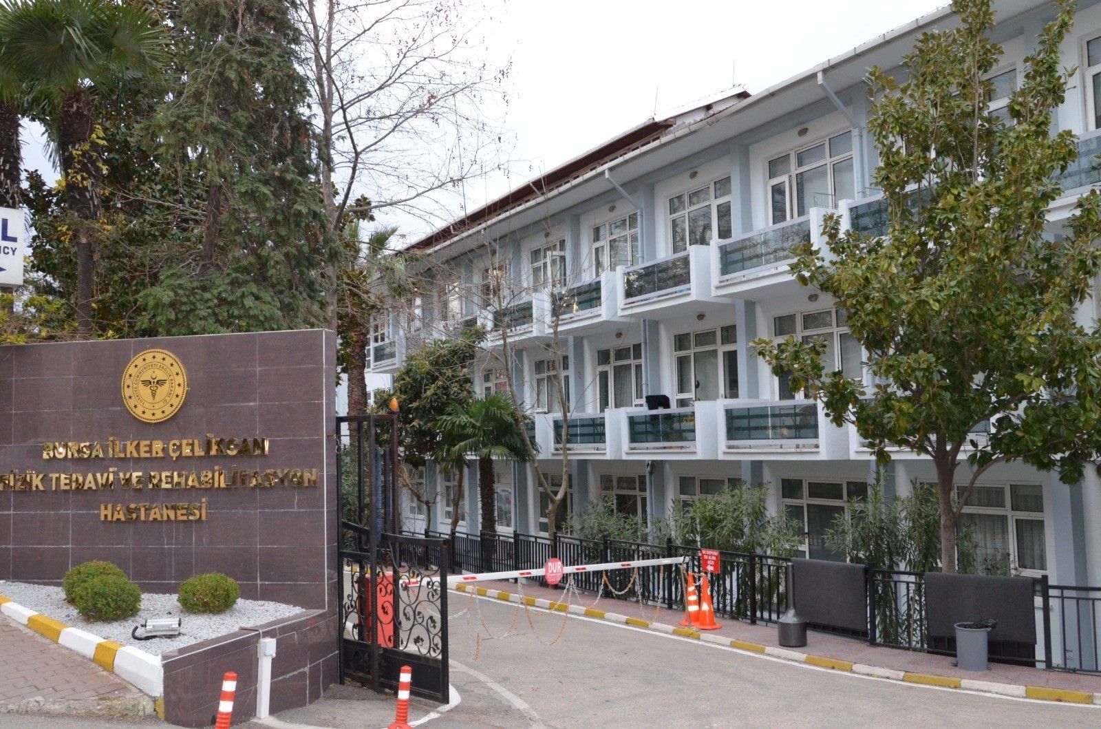 Bursa'da Askeri Hastane Taşınacak Mı? 150 Yatak 60'A Düşecek Iddiasına Hastalardan Tepkiaw820660 07