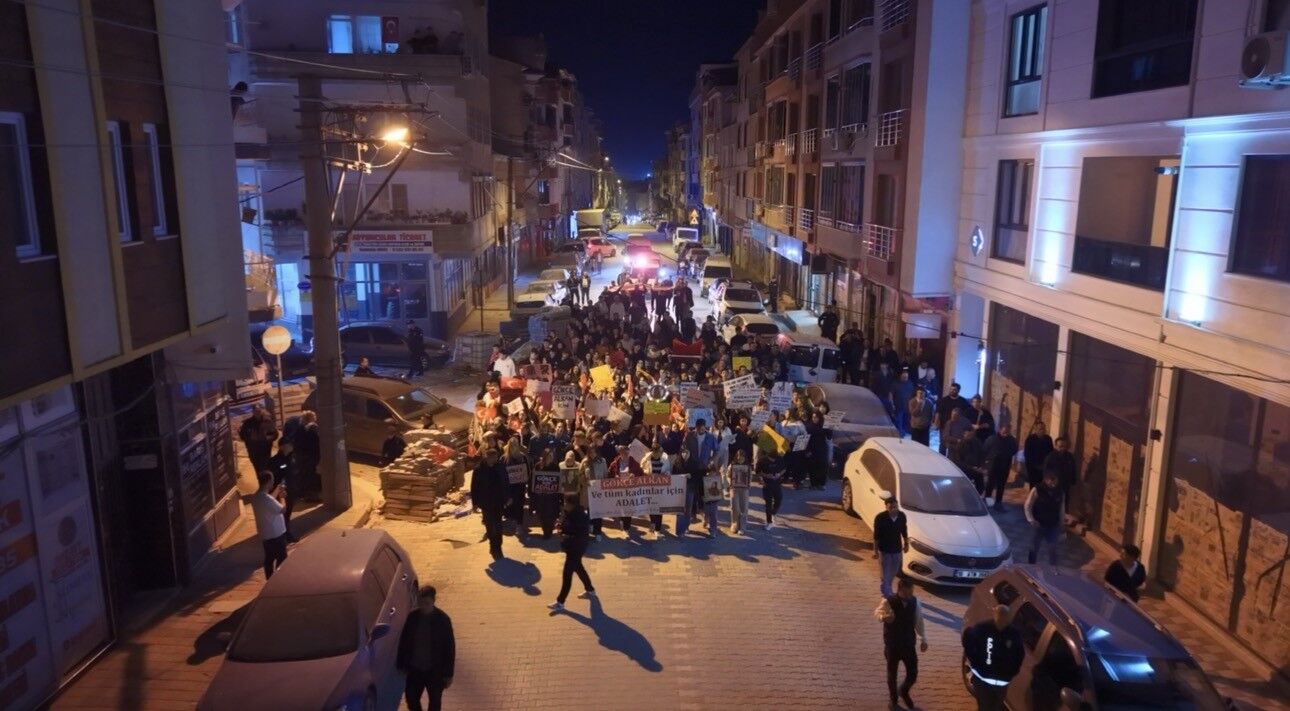 Bursa'da Gökçe Alkan Için Adalet Yürüyüşü Düzenlendiaw807244 03