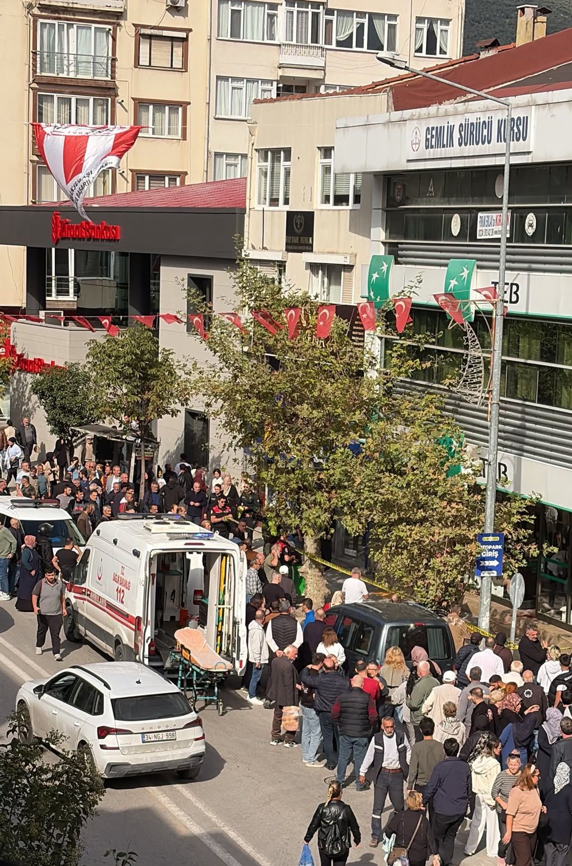 Bursa'da Hamile Kadına Bıçaklı Saldırı! Anne Ve Bebeğinin Tedavisine Başlandı Aw816237 01