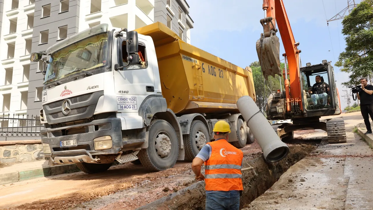Bursa'da Kış Öncesi Altyapı Seferberliği! 400 Metrelik Yeni Hat Yapılıyor (1)