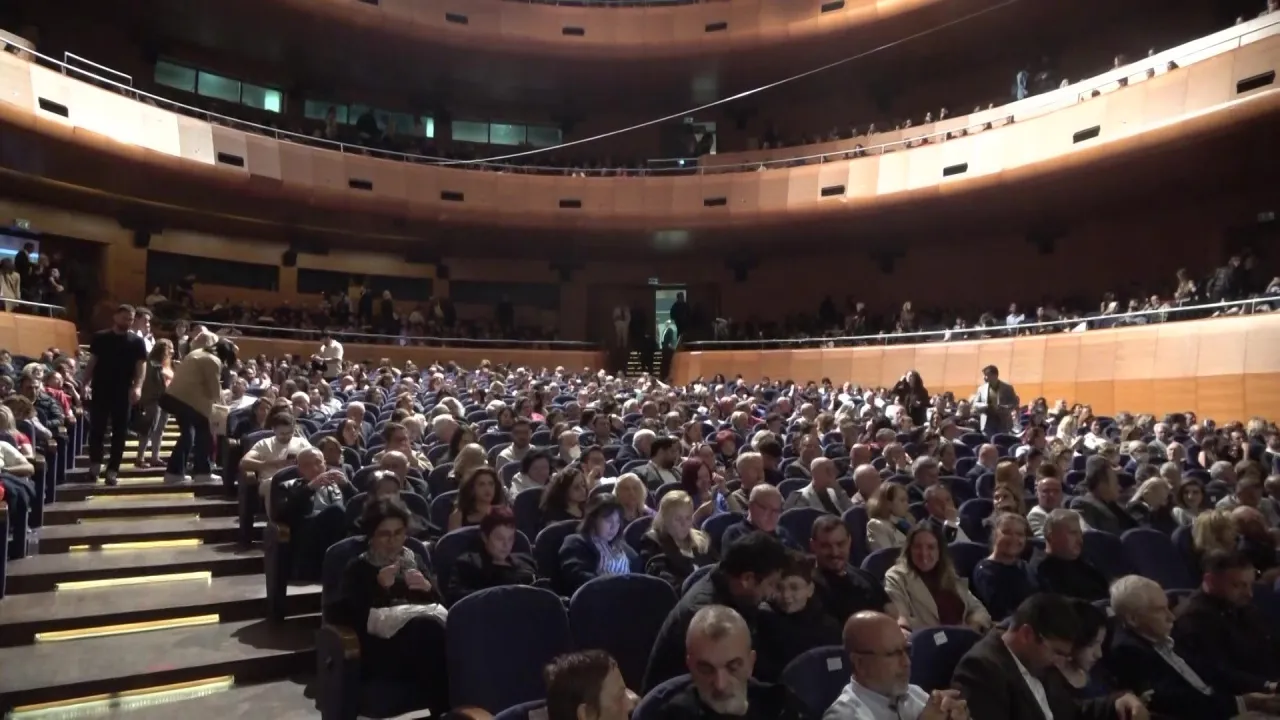 Bursa'da Senfoni Sezonu Görkemli Konserle Açıldı! Gürer Aykal Ve Valeriy Sokolov Aynı Sahnede (4)