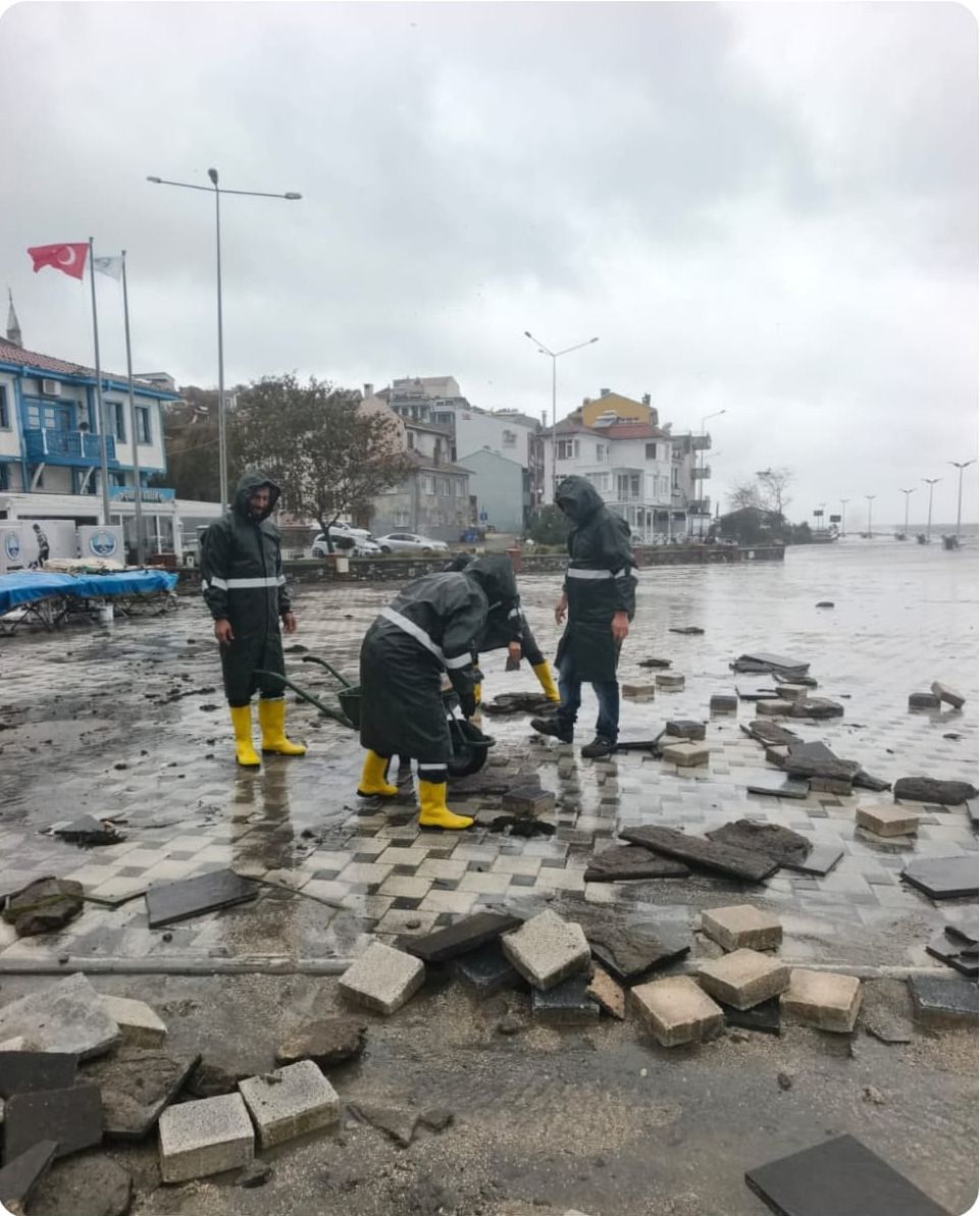 Bursa’da Yoğun Yağış Alarmı: 839 Personel Ve 285 Araç Sahada530Cad16 9A94 4A4C Ac9F 36Ae32295687