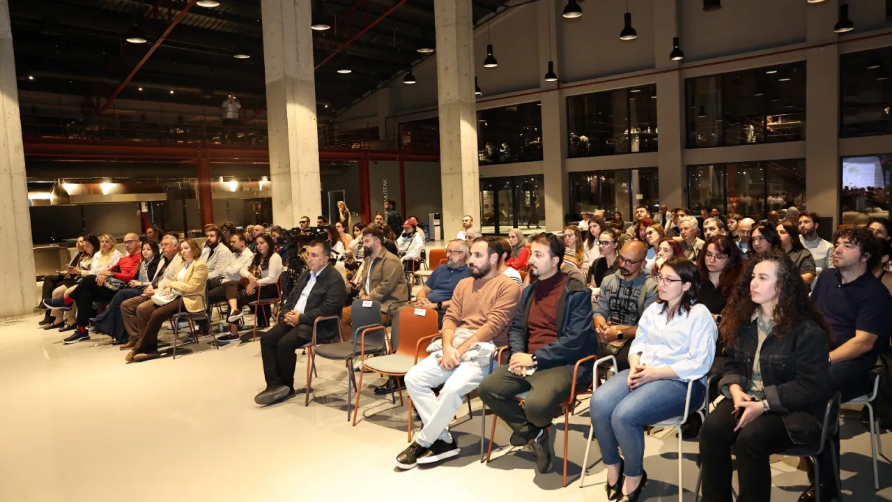 Bursa'nın 2 Bin Yıllık Mirası Yeniden Ayağa Kalkıyor! Gölyazı Antik Tiyatrosu Için Kritik Süreç (2)