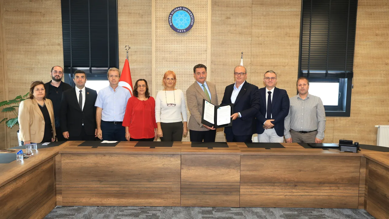 Buü Ile Baykal Makine Arasında Üniversite Sanayi Iş Birliği Protokolü (4)