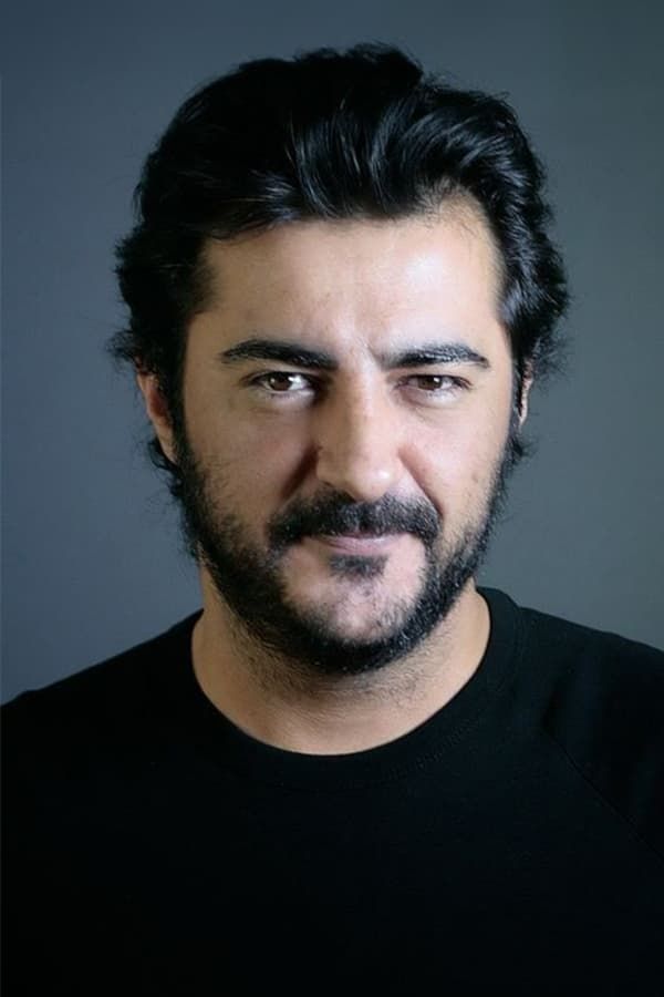 Celil Nalçakan Kimdir, Kaç Yaşında, Nereli? Hangi Dizide Oynuyor, Neden Gündemde?93171C4C 8E77 4B33 9397 76688B38D192