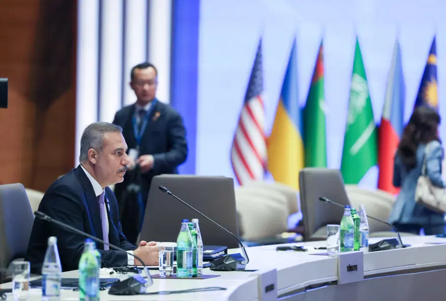 Cica Zirvesi’nde Dikkat Çeken An: Hakan Fidan, Herzog Konuşurken Salondan Ayrıldıaa 20261015 42764229 42764226 Cica Yedinci Zirvesi 833041.Jpg