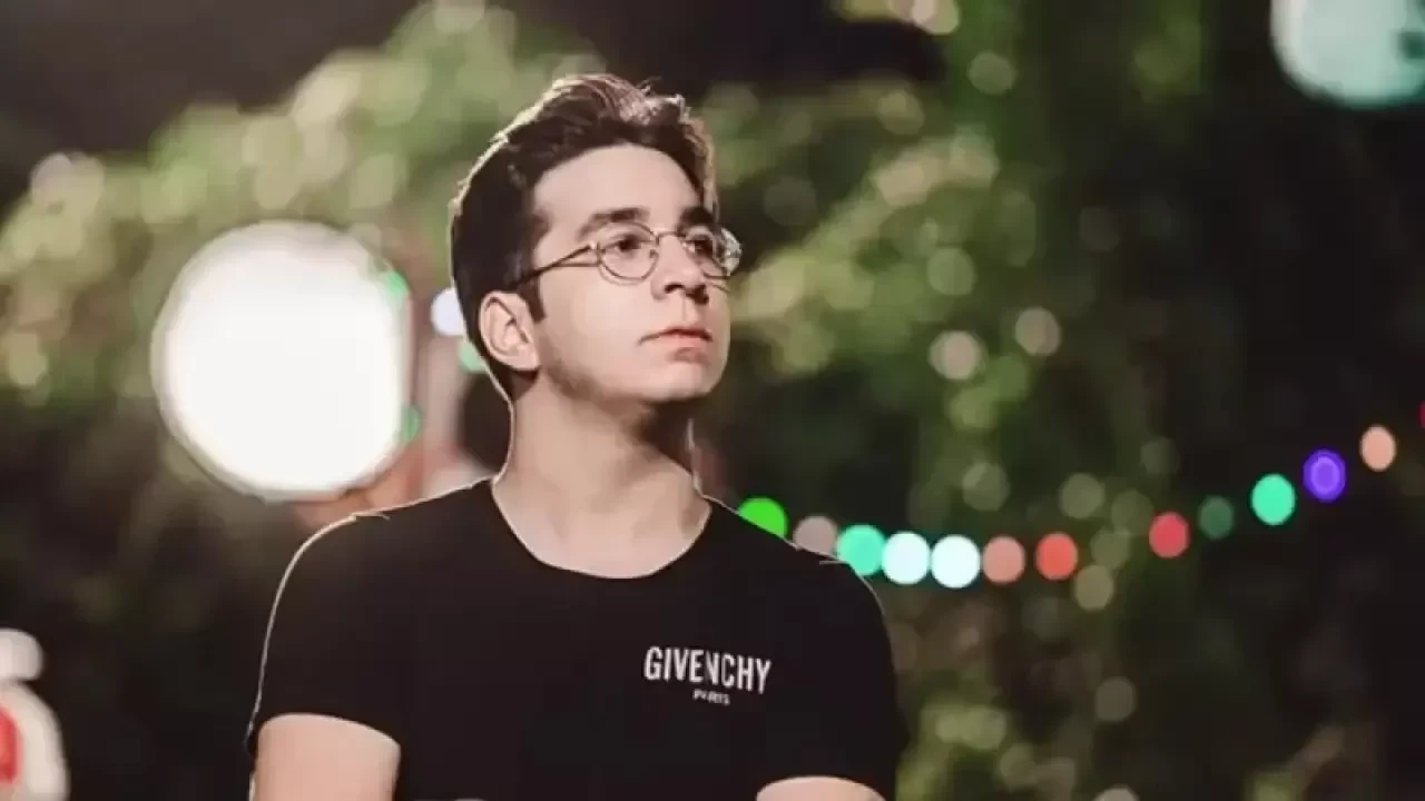 Eray Can Özkenar Kimdir, Kaç Yaşında? Twitch’ten Kick’e Neden Geçti?Ne Iş Yapıyor?5498 Twitch Yayincisi Eray Can Ozkenar Kimdir Gozaltina Alinan Fenomen Hakkinda Merak Edilenler.jpg