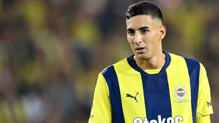 Fenerbahçe'de Mert Müldür gelişmesi!
