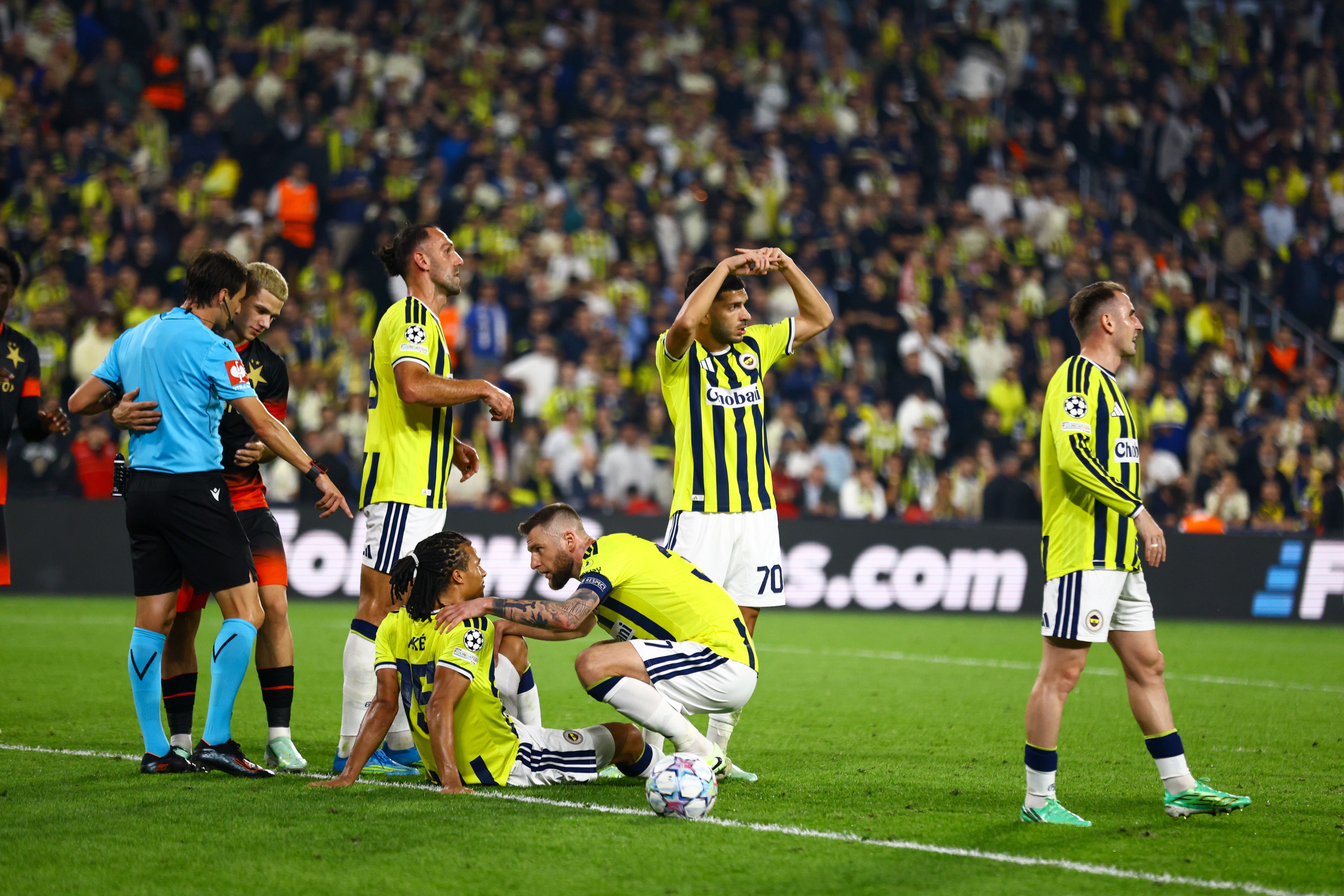 Fenerbahçe Slavia Prag Maç Özeti (3)