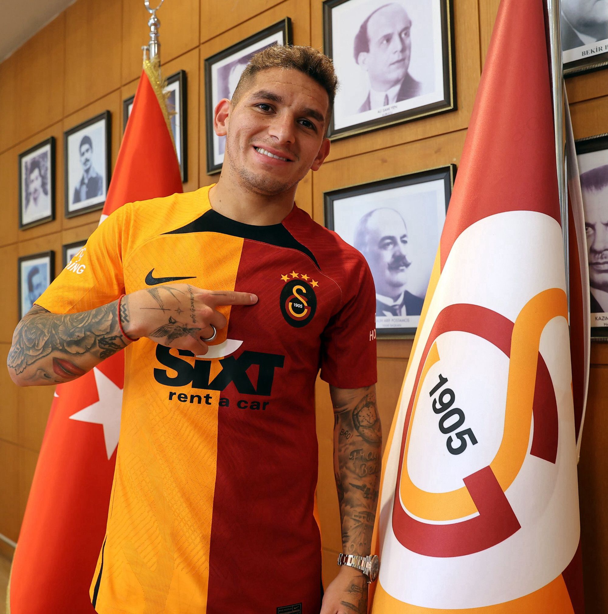 Galatasaray'in Vazgecilmez Ismi Torreira Ne Kadar Kazaniyor? Sözleşmesi̇ Ne Zaman Bi̇ti̇yor?