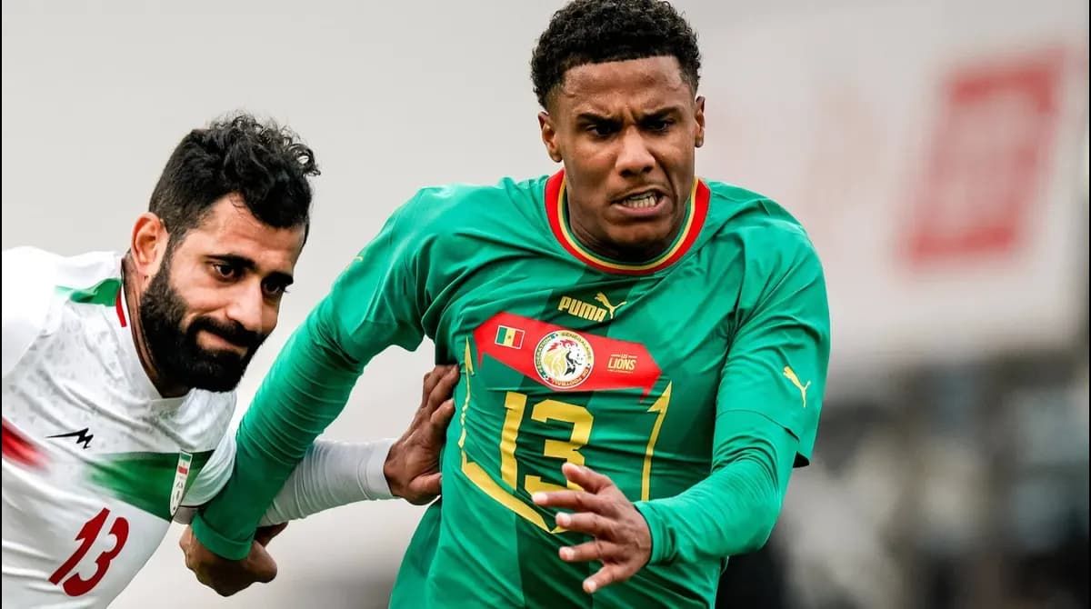 Galatasaraylı Ismail Jakobs, Senegal Milli Takımı'nı Bıraktığını Açıkladı