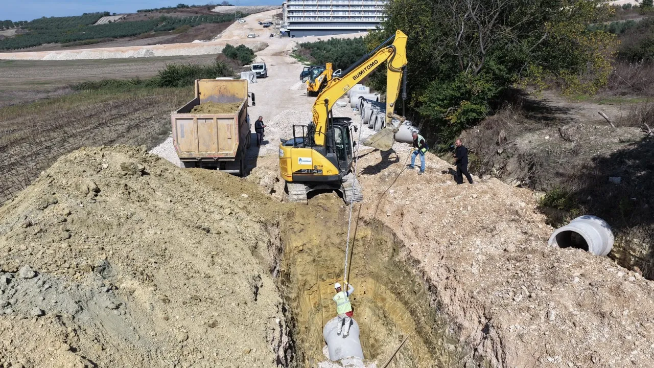 Görükle’de Atatürk Bulvarı’na 2 Kilometrelik Yeni Altyapı Hattı (1)