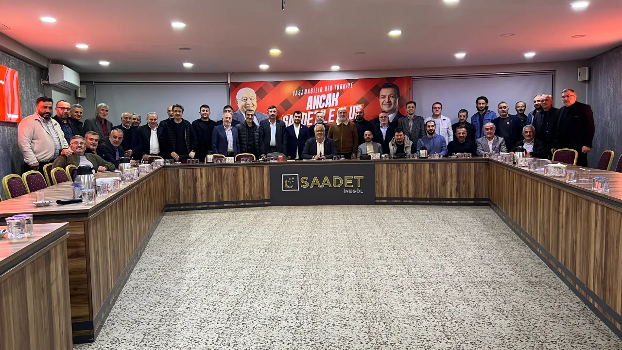 İnegöl Belediye Meclisi'nde Görev Değişimi Sonrası Ahmet Yıldız Ilk Kez Konuştu (4)