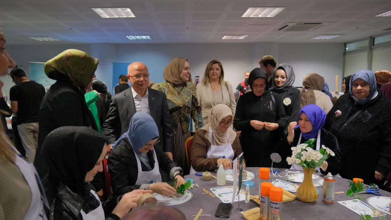 İnegöl Belediyesi'nden Sıfır Atık Etkinliğinde Dikkat Çeken Uygulama! (5)