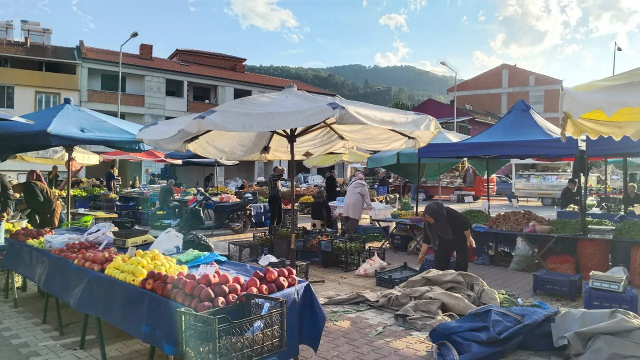 İnegöl Cerrah Pazarı'nda Fiyatlar Belli Oldu! Hangi Ürün Kaç Tl (3)