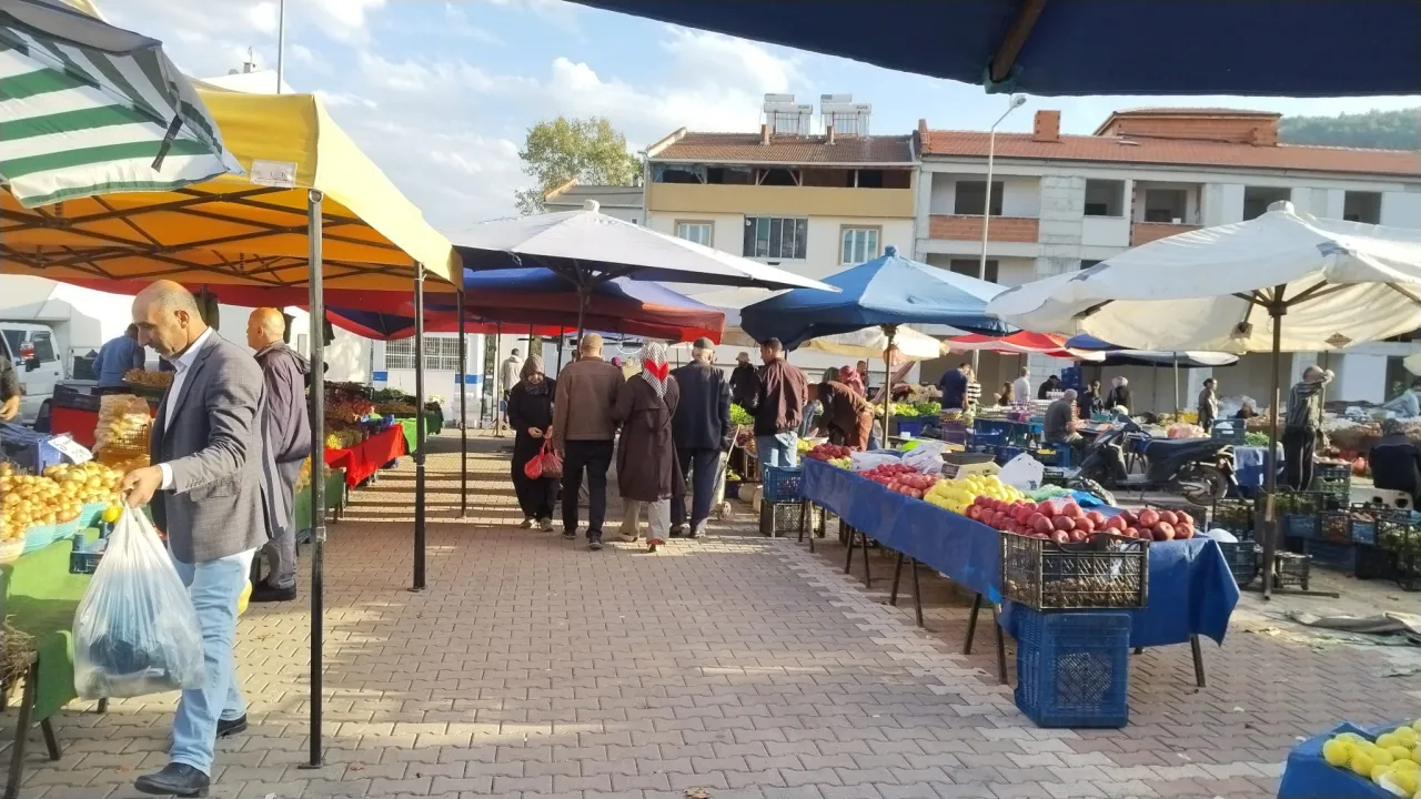 İnegöl Cerrah Pazarı'nda Fiyatlar Belli Oldu! Hangi Ürün Kaç Tl (5)