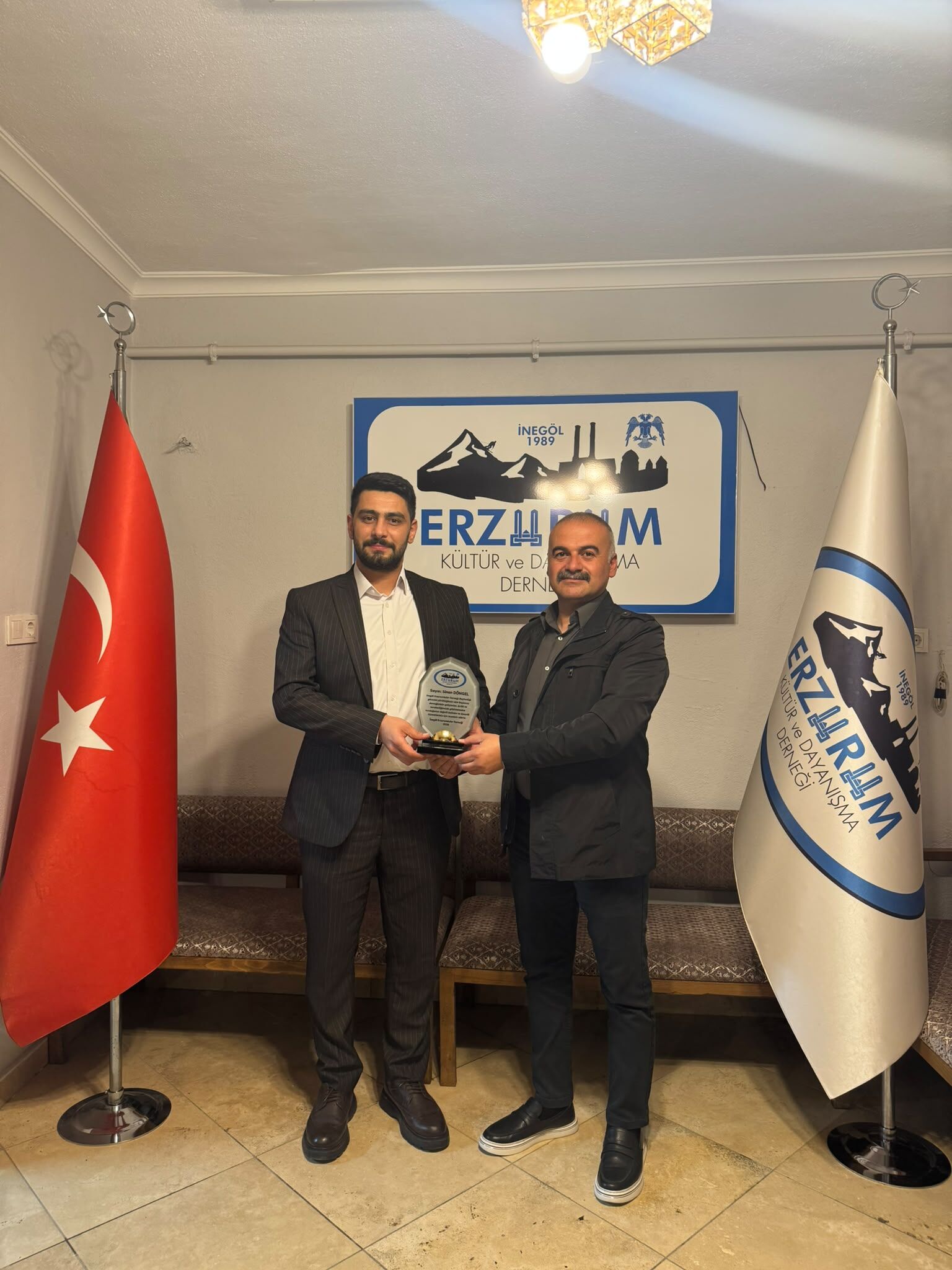 İnegöl Erzurum Derneği’nde Görev Değişimiwhatsapp Image 2026 10 08 At 21.24.01 (1)