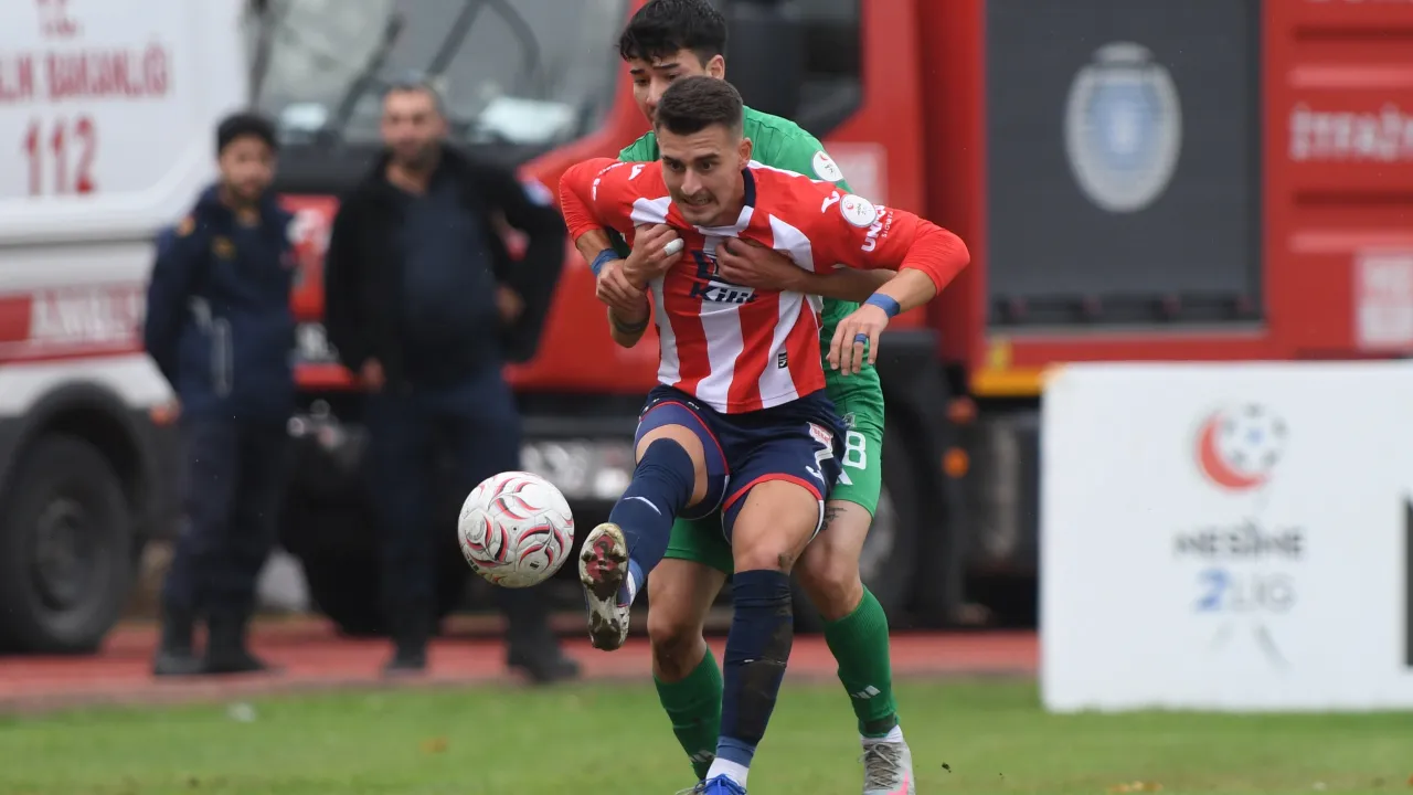 İnegöl Kafkasspor Ilk Yarıyı Önde Kapattı! Sebat Spor Karşısında Skor 1 (4)