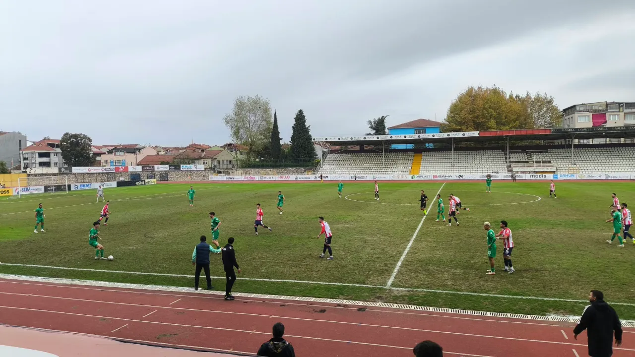 İnegöl Kafkasspor Sebat Spor Maçı Canlı Anlatım! (1)