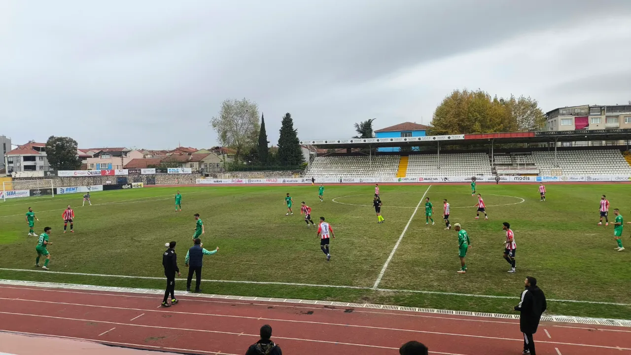 İnegöl Kafkasspor Sebat Spor Maçı Canlı Anlatım! (2)