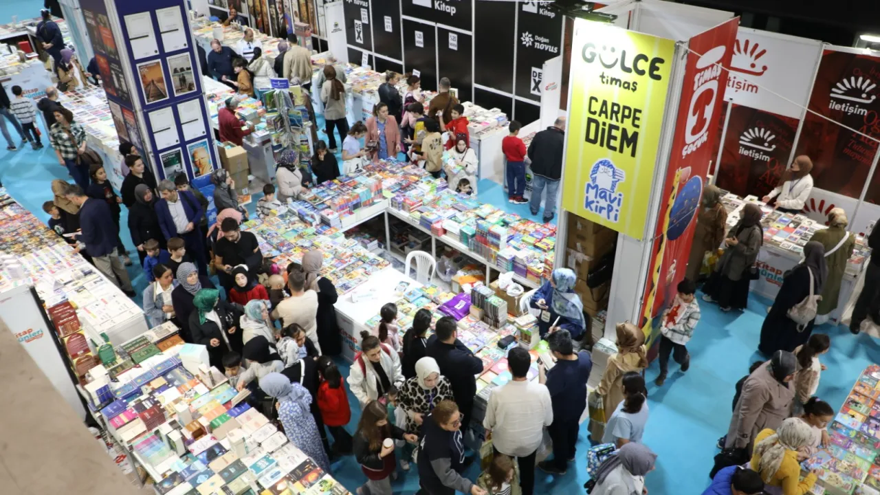 İnegöl Kitap Günleri Başlıyor! Hangi Yazar, Ne Zaman Gelecek (1)