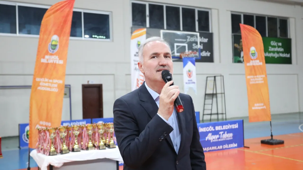 İnegöl'de 210 Sporcu Şampiyonluk Için Yarıştı! Kupalar Sahiplerini Buldu (6)