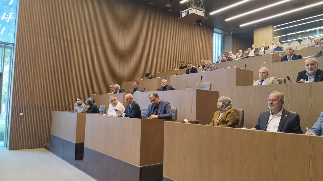 İnegöl'de Bütçe Tartışması! Ak Parti Ve Mhp Destekledi, Yeniden Refah Karşı Çıktı (3)
