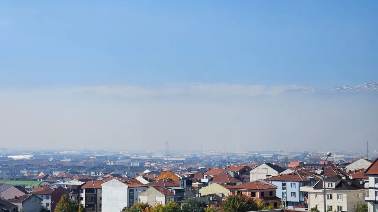 İnegöl'de Hava Kirliliği Yeniden Gündemde! Görüntüler Dikkat Çekti (3)