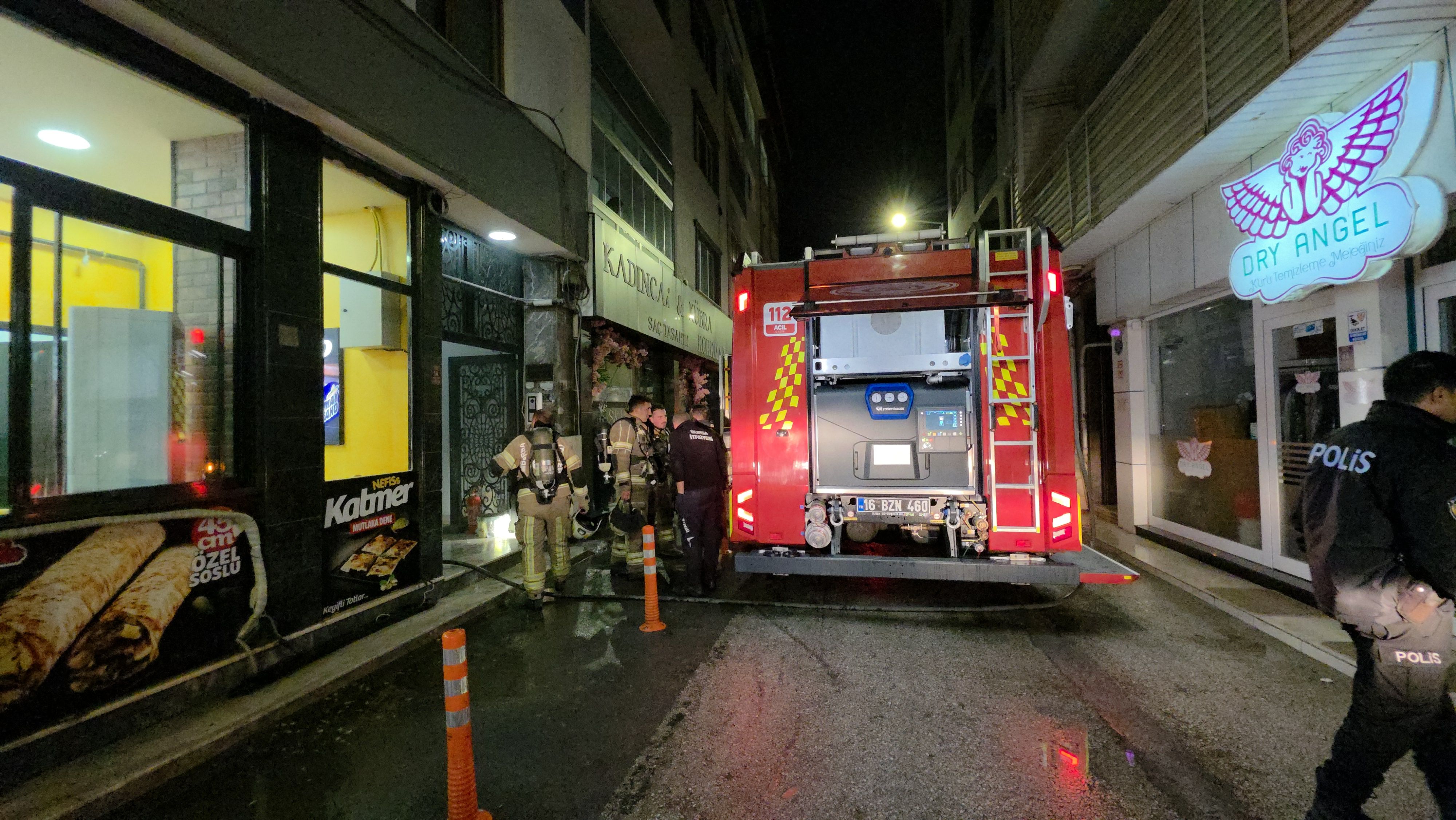 İnegöl’de İş Yeri Deposunda Yangın Paniğiwhatsapp Image 2026 10 28 At 19.32.23
