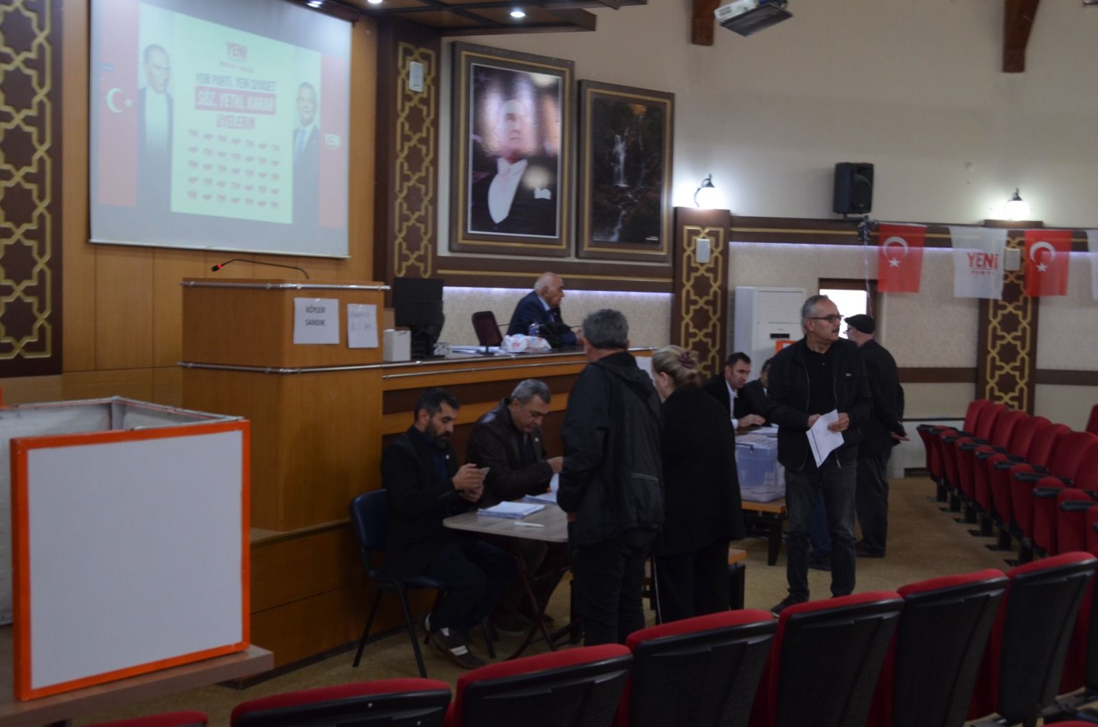 İnegöl'de Yeni Partililerin Istediği İl Başkanı Belli Oldu Whatsapp Image 2026 10 18 At 19.15.40 (4)
