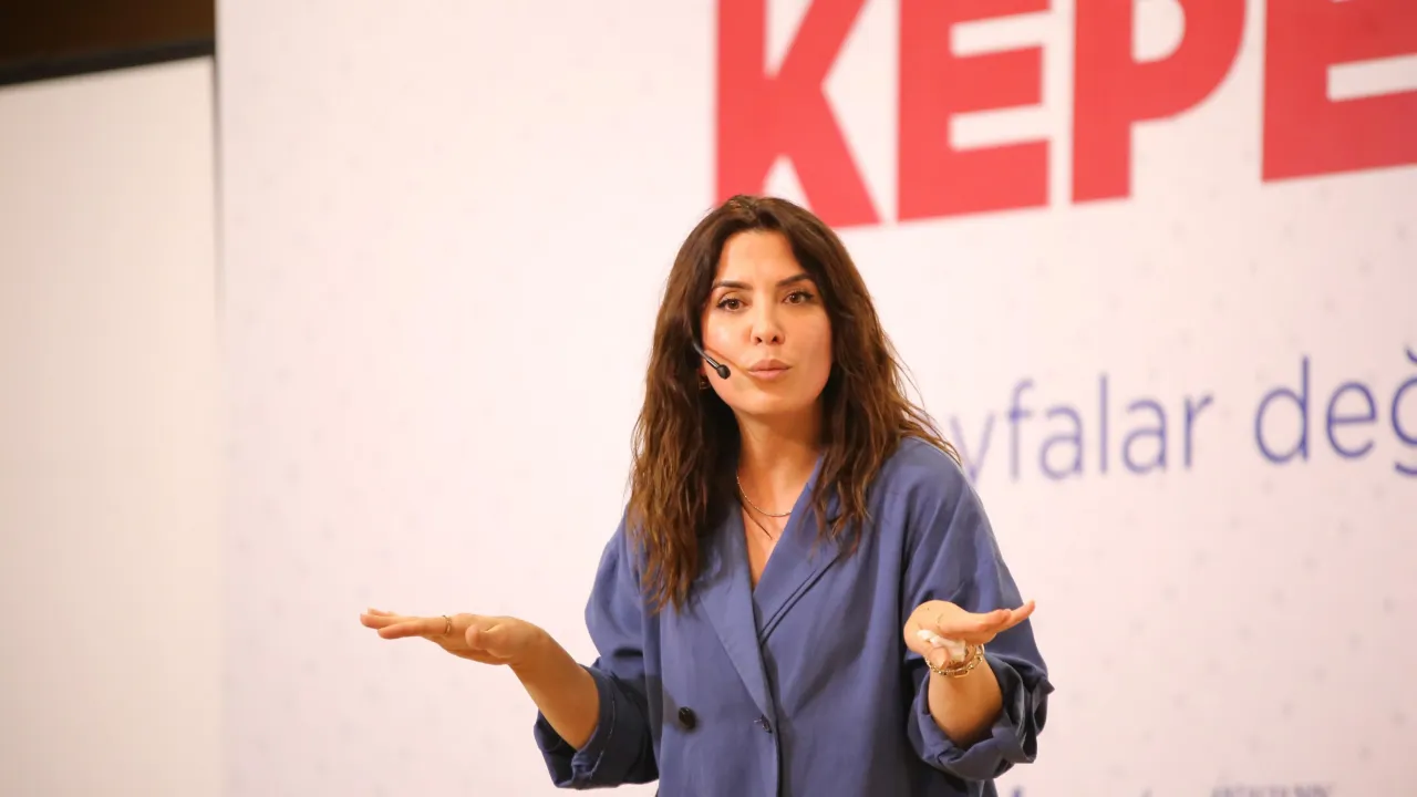 İnegöl'e Gelecek Dilek Cesur Kimdir, Nereli, Kaç Yaşında İşte Hayatı Ve Kitapları (3)