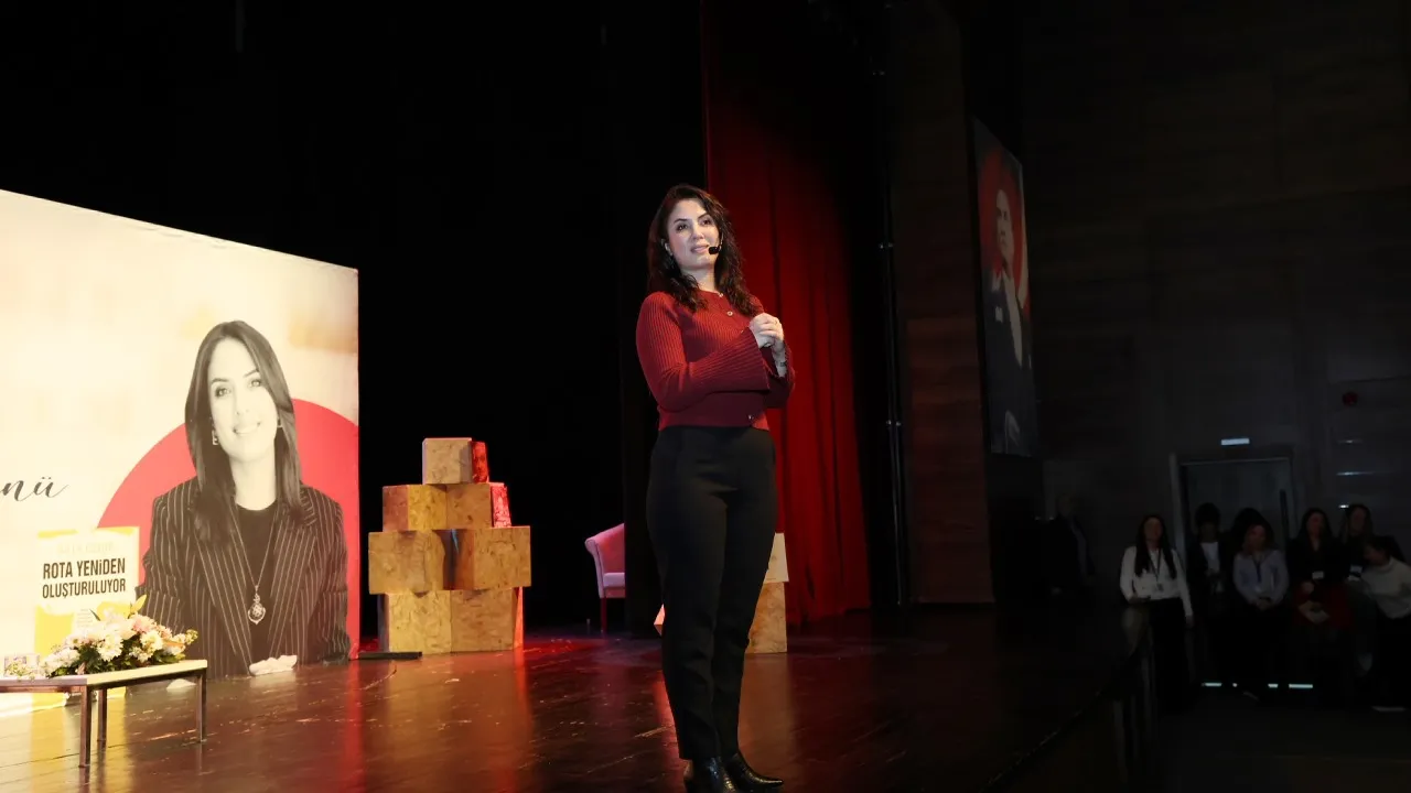 İnegöl'e Gelecek Dilek Cesur Kimdir, Nereli, Kaç Yaşında İşte Hayatı Ve Kitapları (6)