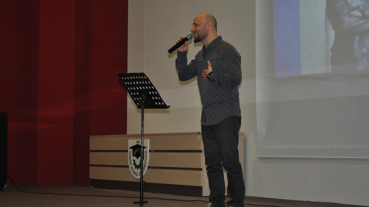 İnegöl'e Gelecek Kahraman Tazeoğlu Kimdir, Nereli, Kaç Yaşında İşte Hayatı Ve Kitapları (1)