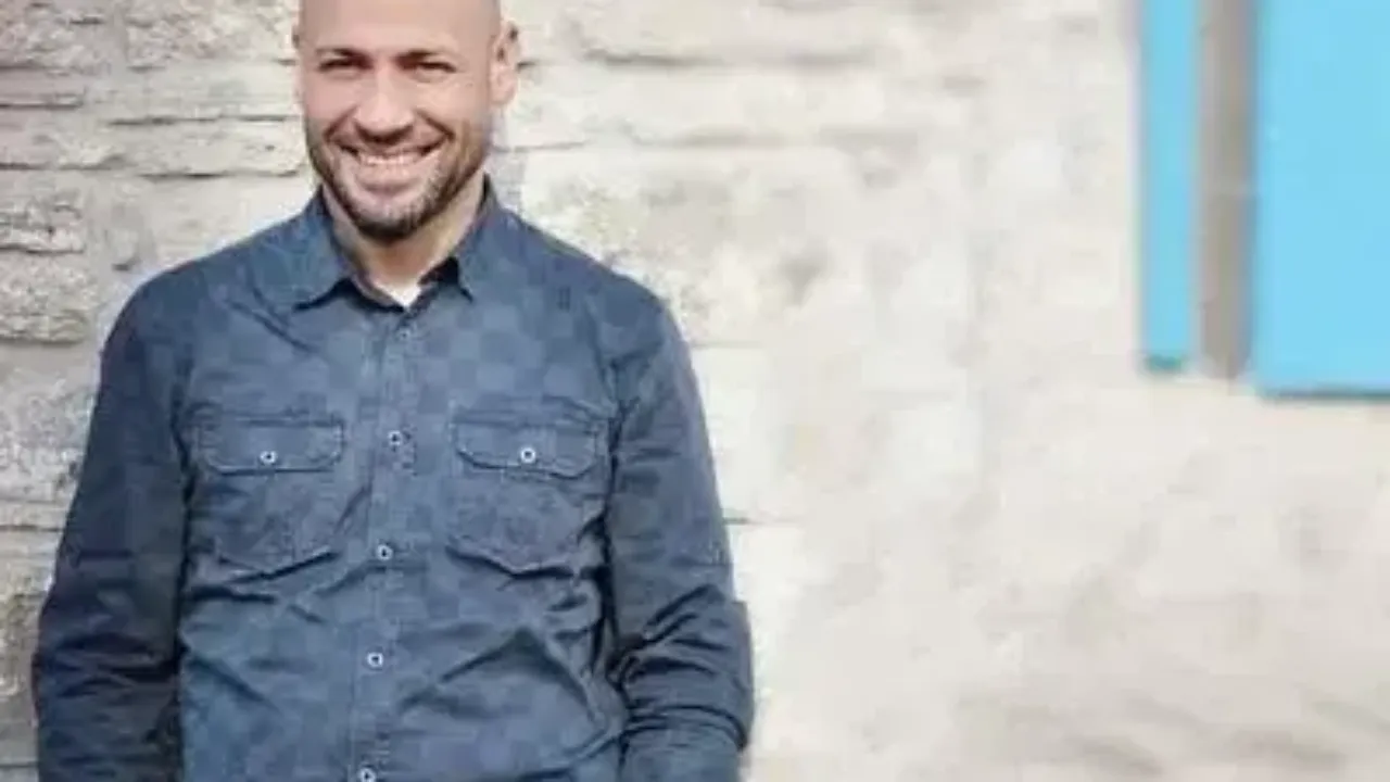 İnegöl'e Gelecek Kahraman Tazeoğlu Kimdir, Nereli, Kaç Yaşında İşte Hayatı Ve Kitapları (3)