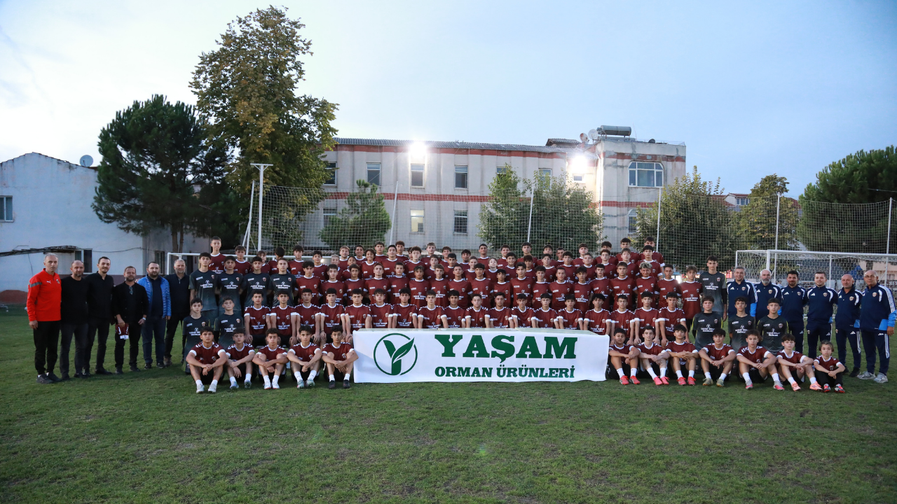 İnegölspor Altyapısına Yeni Forma Yeni Sponsoru