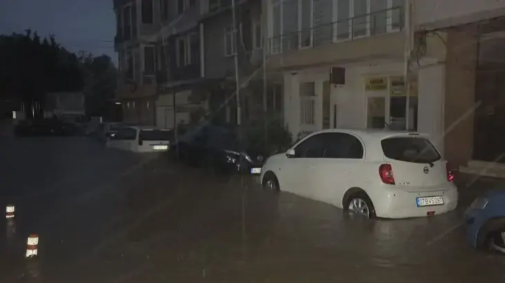 İstanbul’u Sağanak Vurdu: Valilik Acı Haberi Duyurdu: 1 Kişi Hayatını Kaybetti6Acfdac5Ea5Ea19Fcfcde196.Jpg