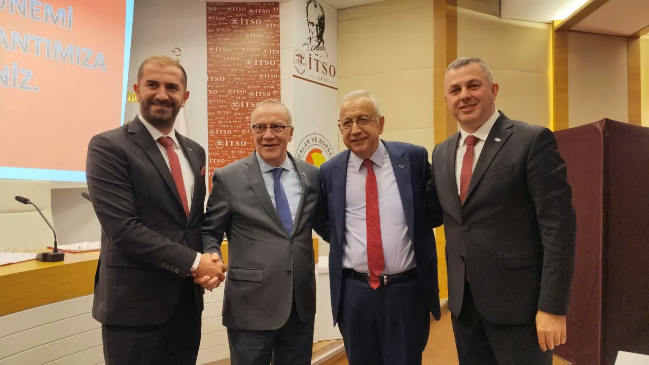 İtso'da Kenan Kender'den Yeni Meclis Başkanı Caner Can Ergül'e Tebrik