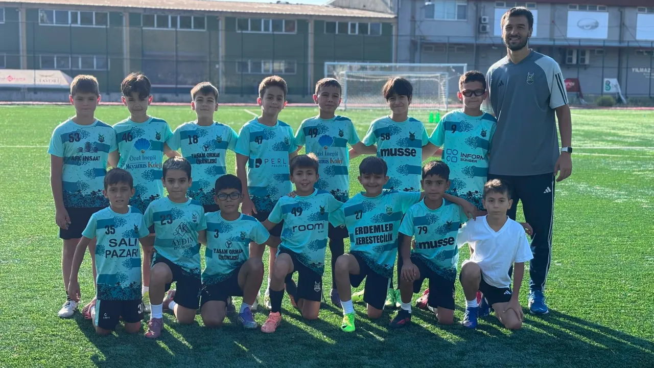 Kafkasspor U-12 Ligi'ne 3 takımla katılıyor! Erdal Çalı hedeflerini açıkladı