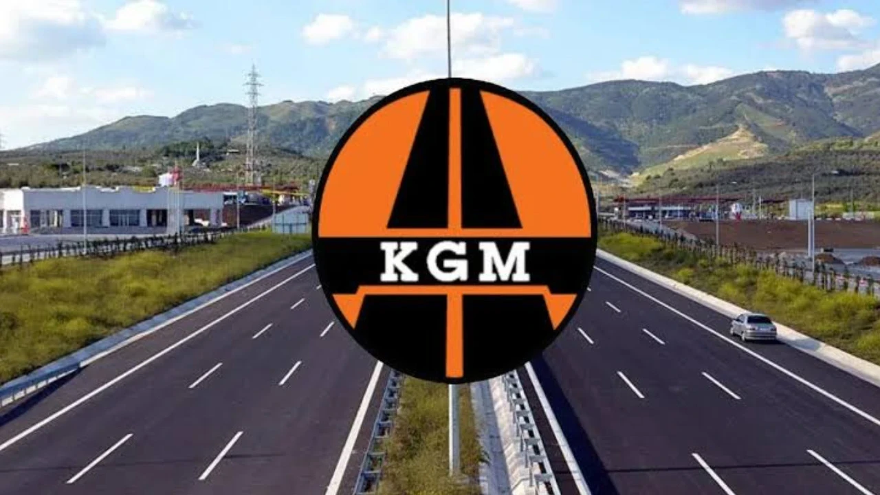 Karayolları Genel Müdürlüğü Duyurdu! 17 Ekim'de Heyelan Ve Sel Nedeniyle Çok Sayıda Yol Trafiğe Kapatıldı (1)-1
