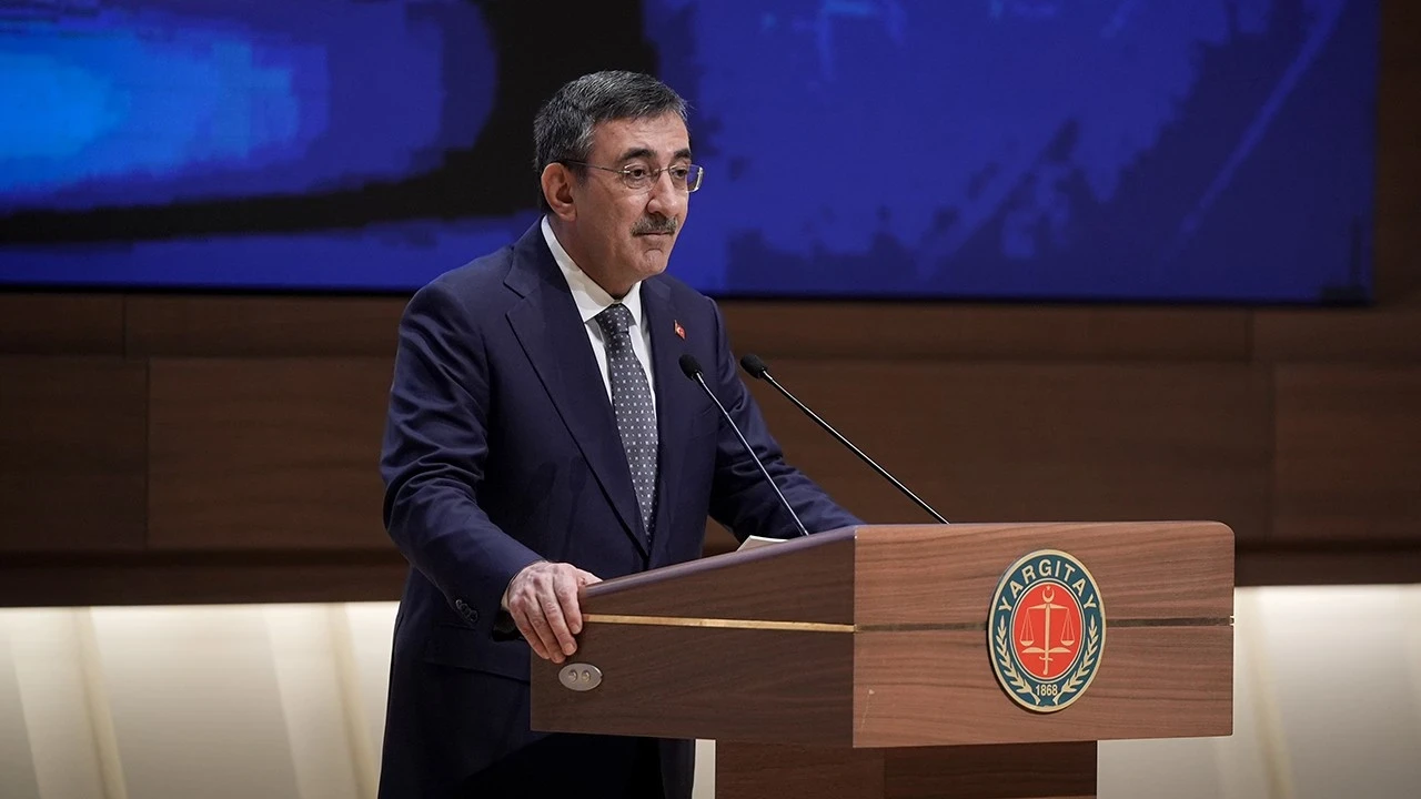 Meclis'te 2027 Bütçesi Görüşmeleri Başladı! Fon Soruşturması Üzerinden Istifa Tartışmasıcevdet Vwmt Cover.jpg