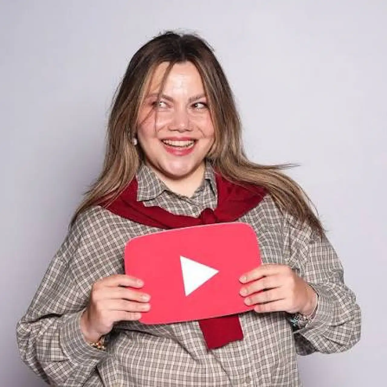 Merve Veziroğlu Kimdir, Ne Iş Yapıyor? Merve Veziroğlu'nu. Eski Eşi Kimdir ?Merve Veziroğlu Davasında Son Durummerve Veziroglu Kimdir 1791580962 Df9Kv0.Jpeg