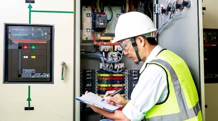 Mezun Olur Olmaz Iş Bulan 10 Meslek Belli Oldu: Zirvede Bakın Hangi Bölüm Var1106 Cnc.operator.2