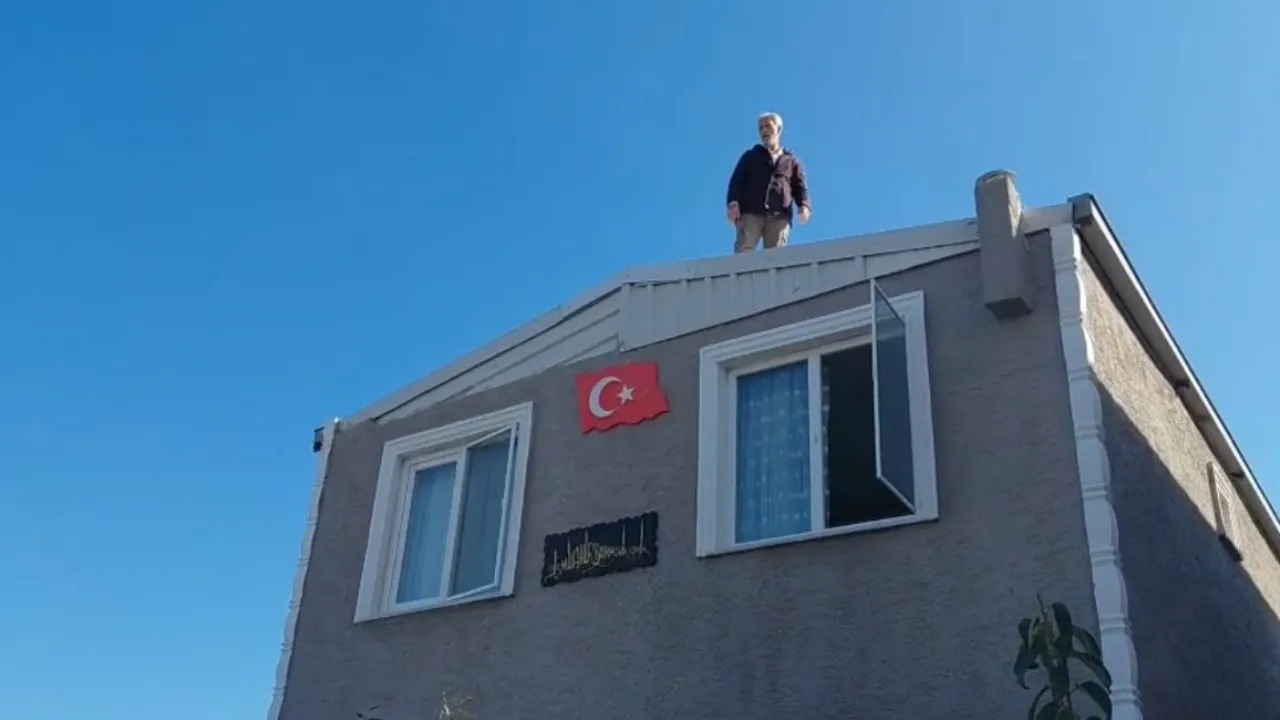 Mudanya’da Yıkım Gerginliği Vatandaşlar Evlerin Çatısına Çıktı (2)