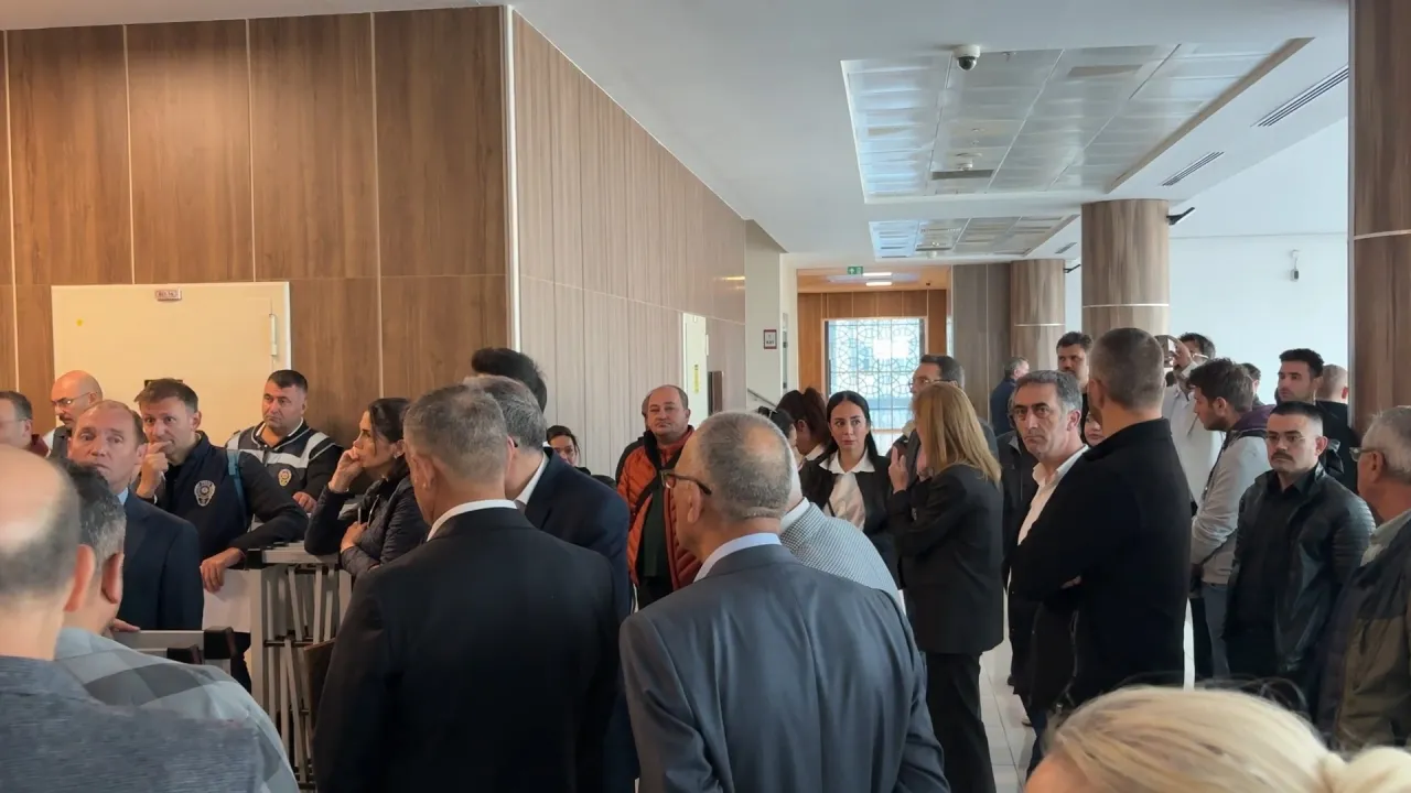 Mustafa Bozbey Ve Turgay Erdem Yeniden Hakim Karşısında (1)